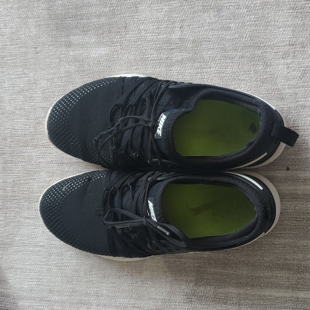 Nike Free, Size 7.5, Black